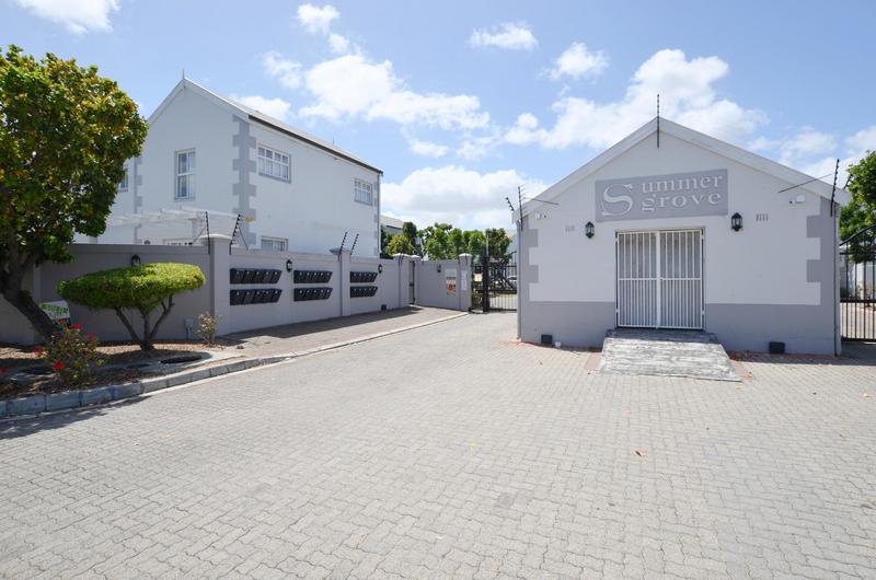 3 Bedroom Property for Sale in Parklands Western Cape